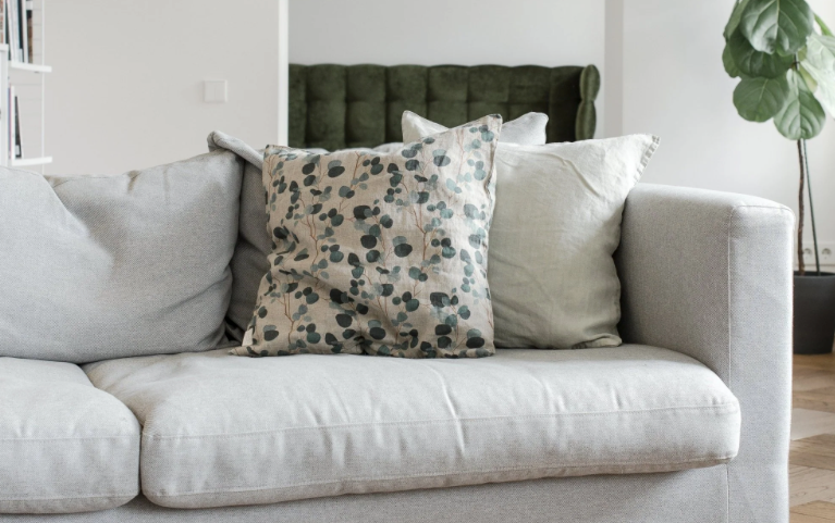 EUCALYPTUS LINEN CUSHION COVER