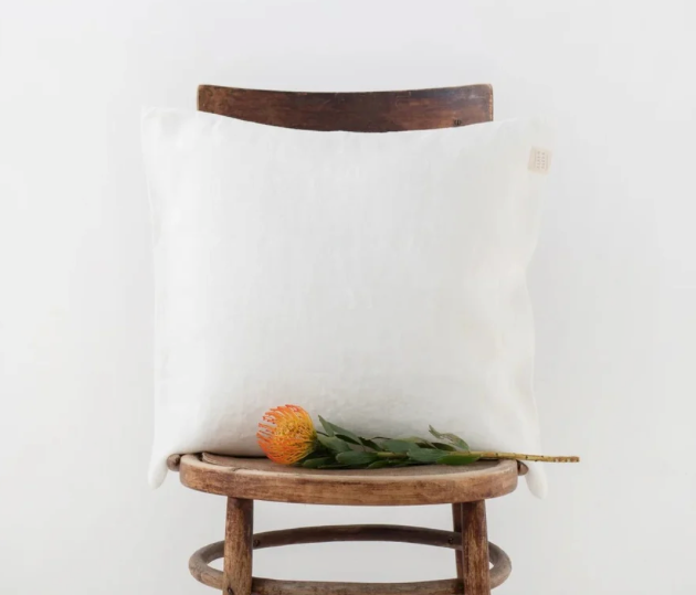 WHITE LINEN CUSHION COVER