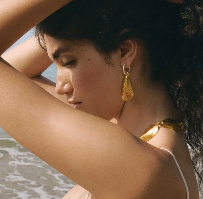 MOULE EARRINGS