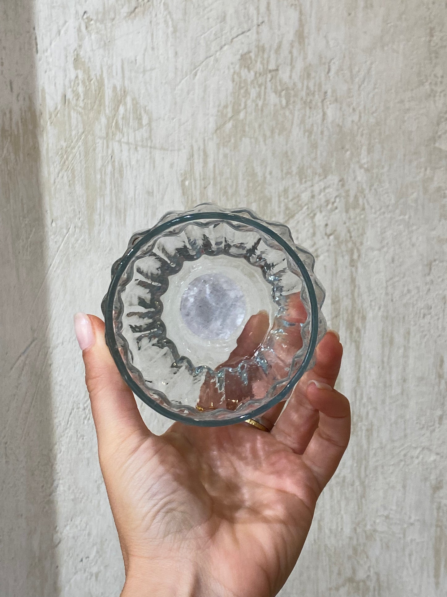 IRREGULAR DRINKING GLASS