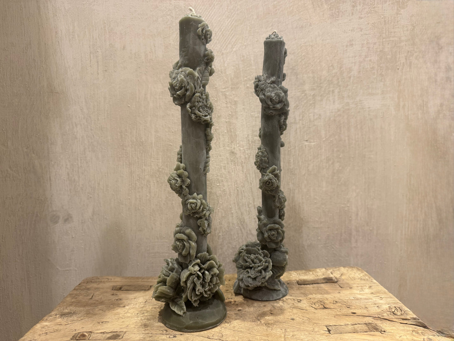 Clavel Green Candle
