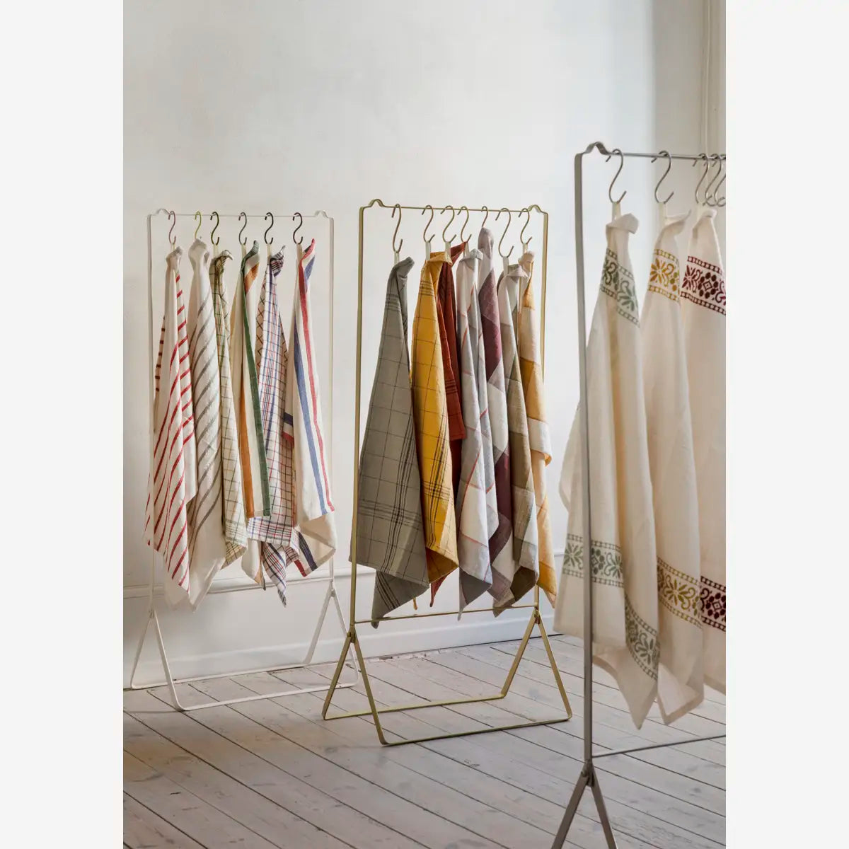 CHECKED KITCHEN TOWEL