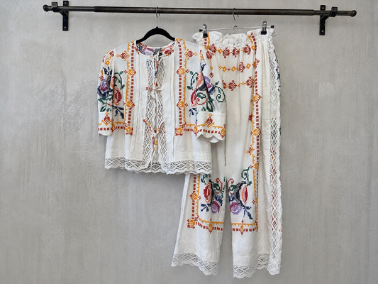 Conjunto vintage único