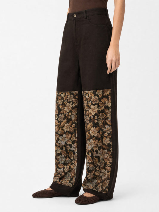 PANTALONES CON PANEL FLORAL MARRÓN AVELLANA
