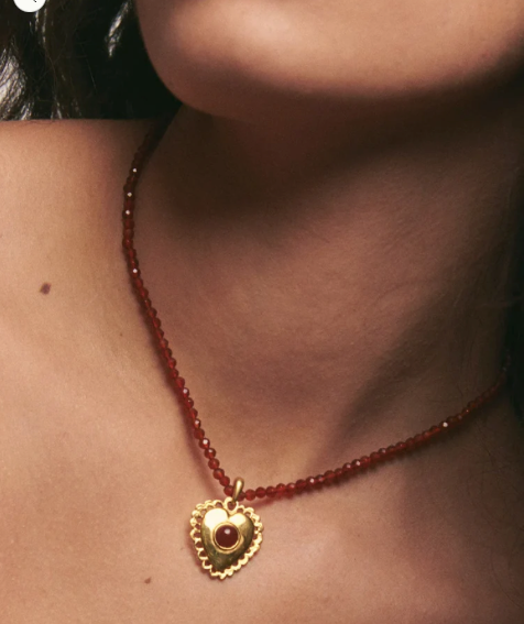 CORAZON GARNET NECKLACE