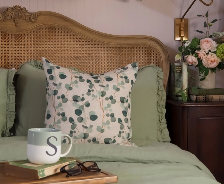 EUCALYPTUS LINEN CUSHION COVER