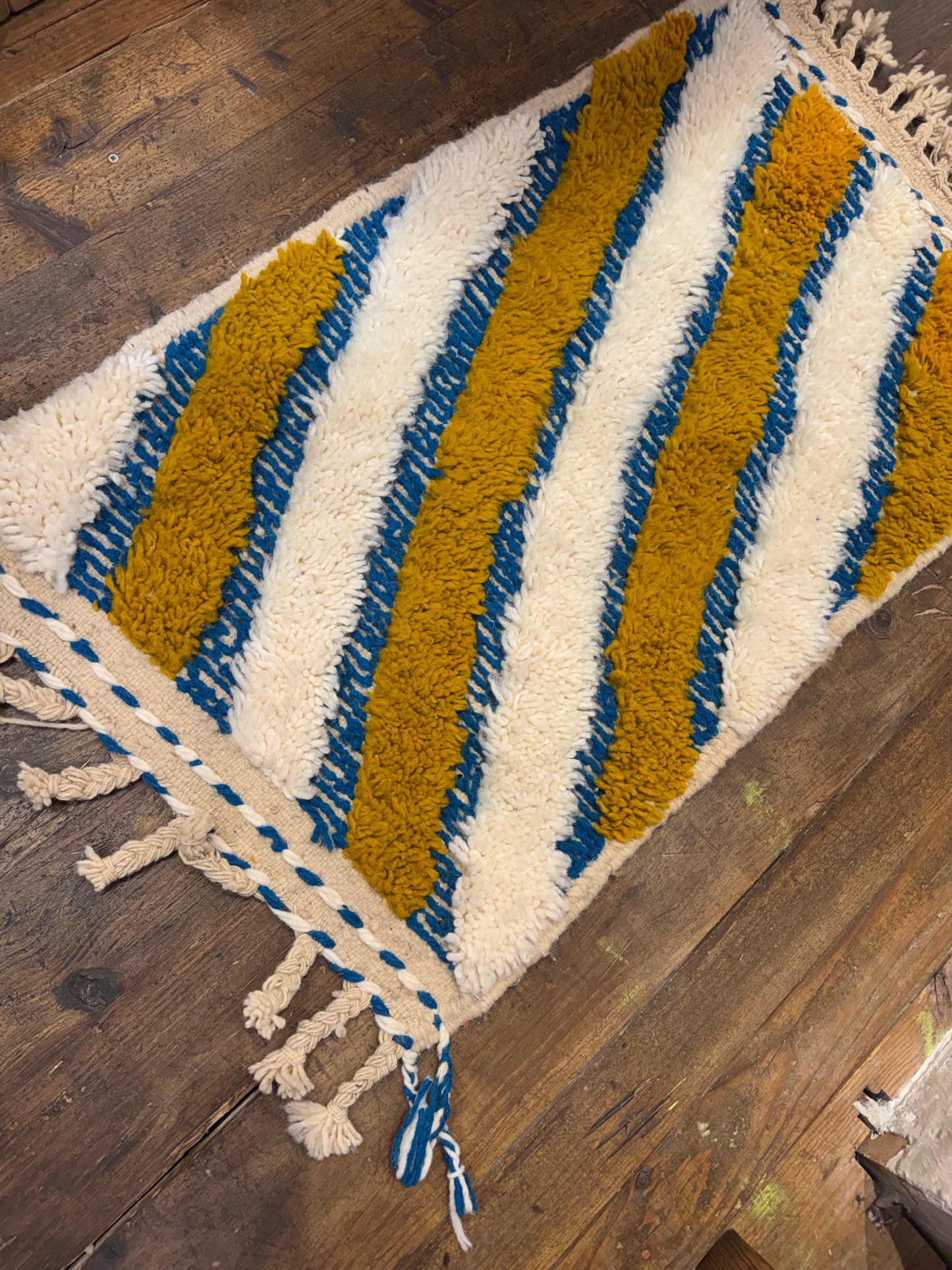 SMAILL WOOL RUG