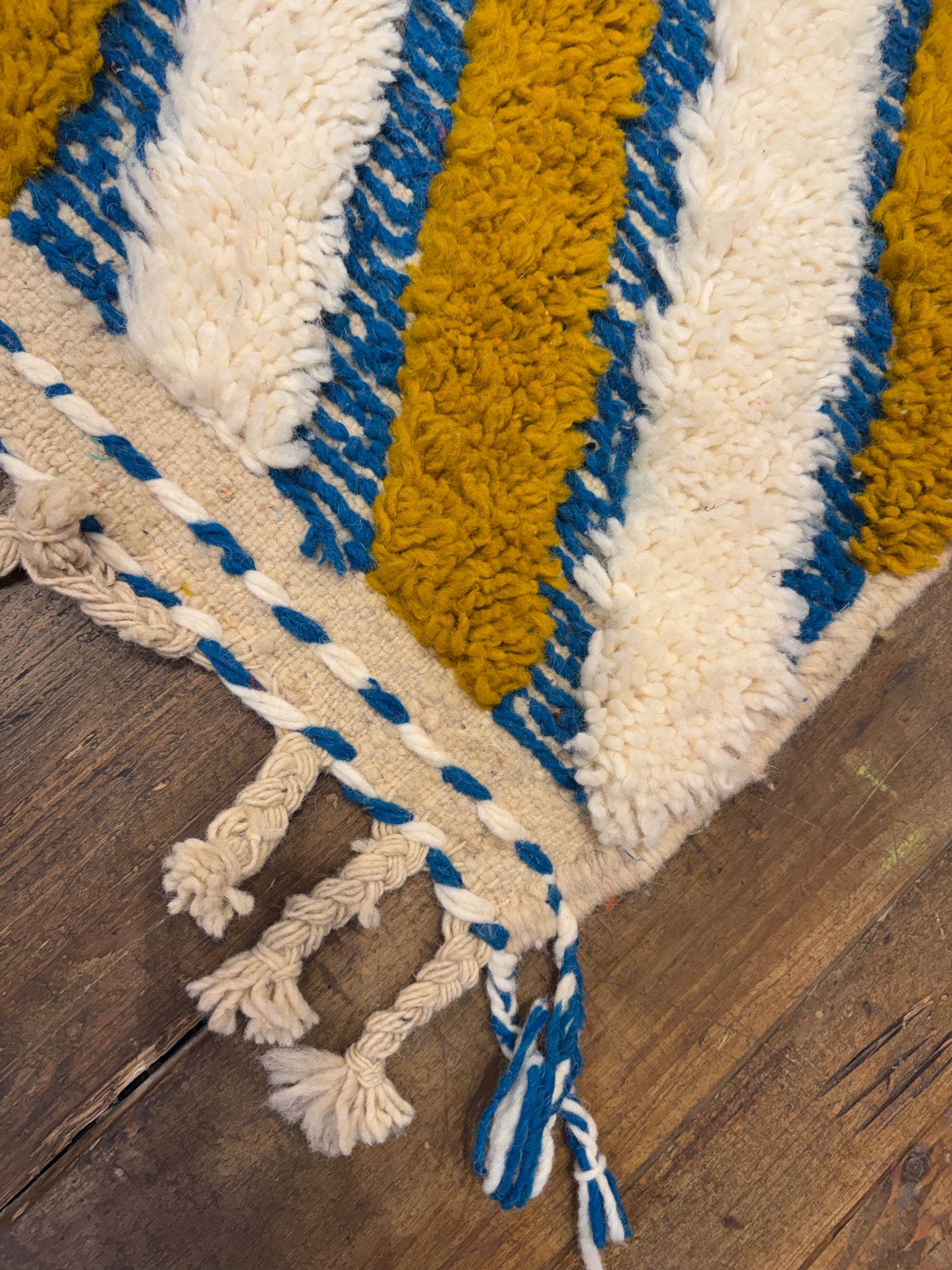 SMAILL WOOL RUG