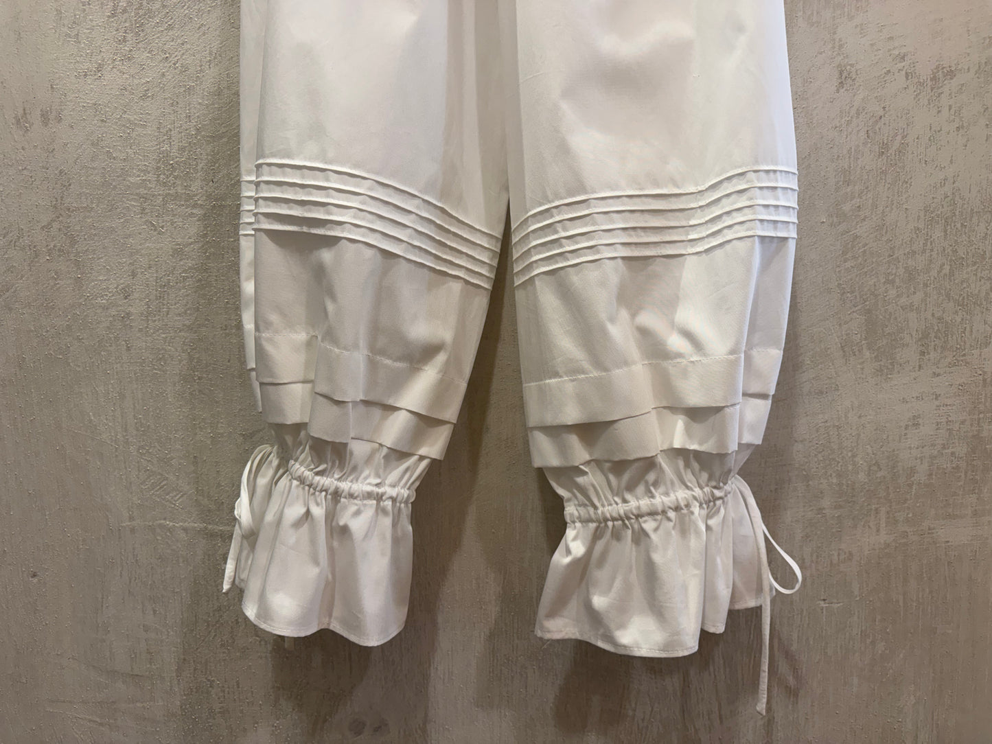 TIE PANTS