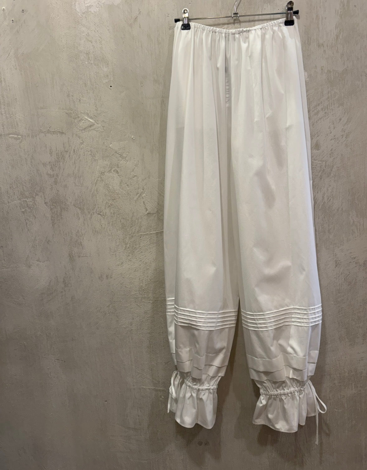 TIE PANTS