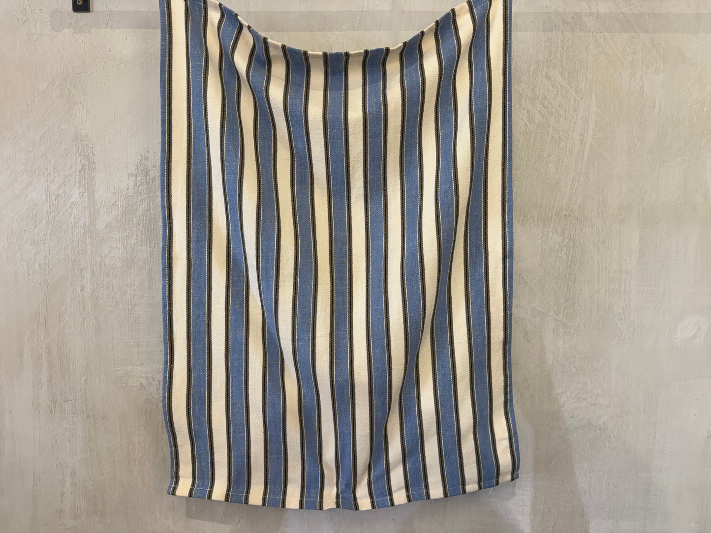 KITCHEN TOWEL