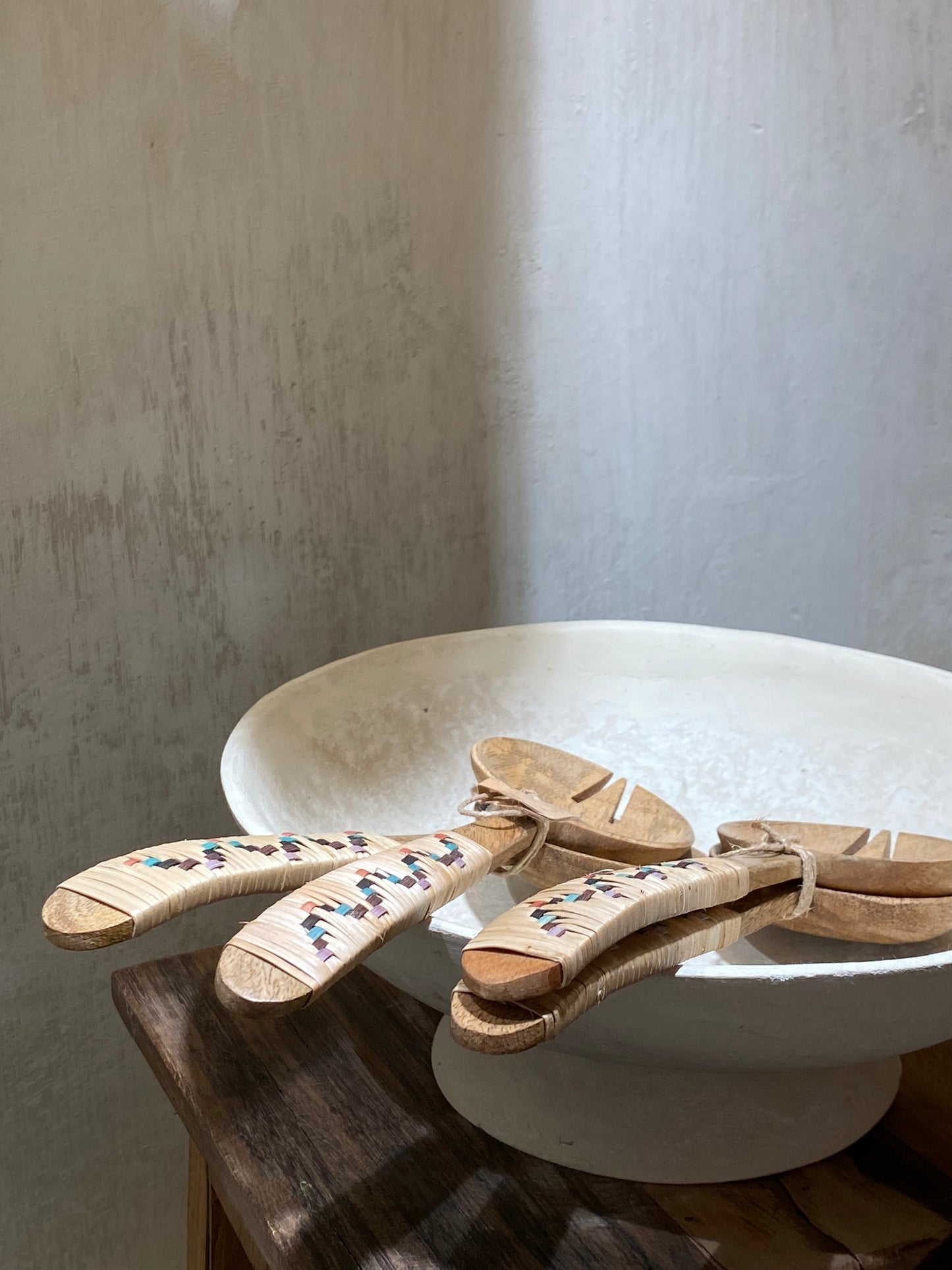 WOODEN SALAD SET WITH BAMBOO