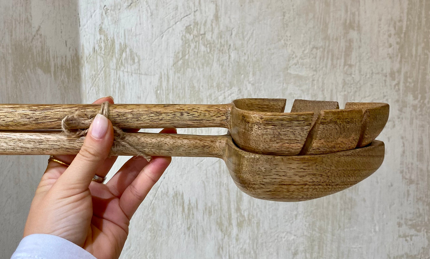 WOODEN SALAD SET
