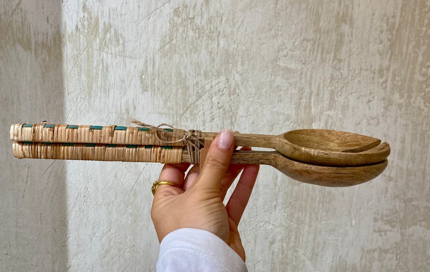 WOODEN SALAD SET WITH BAMBOO - green