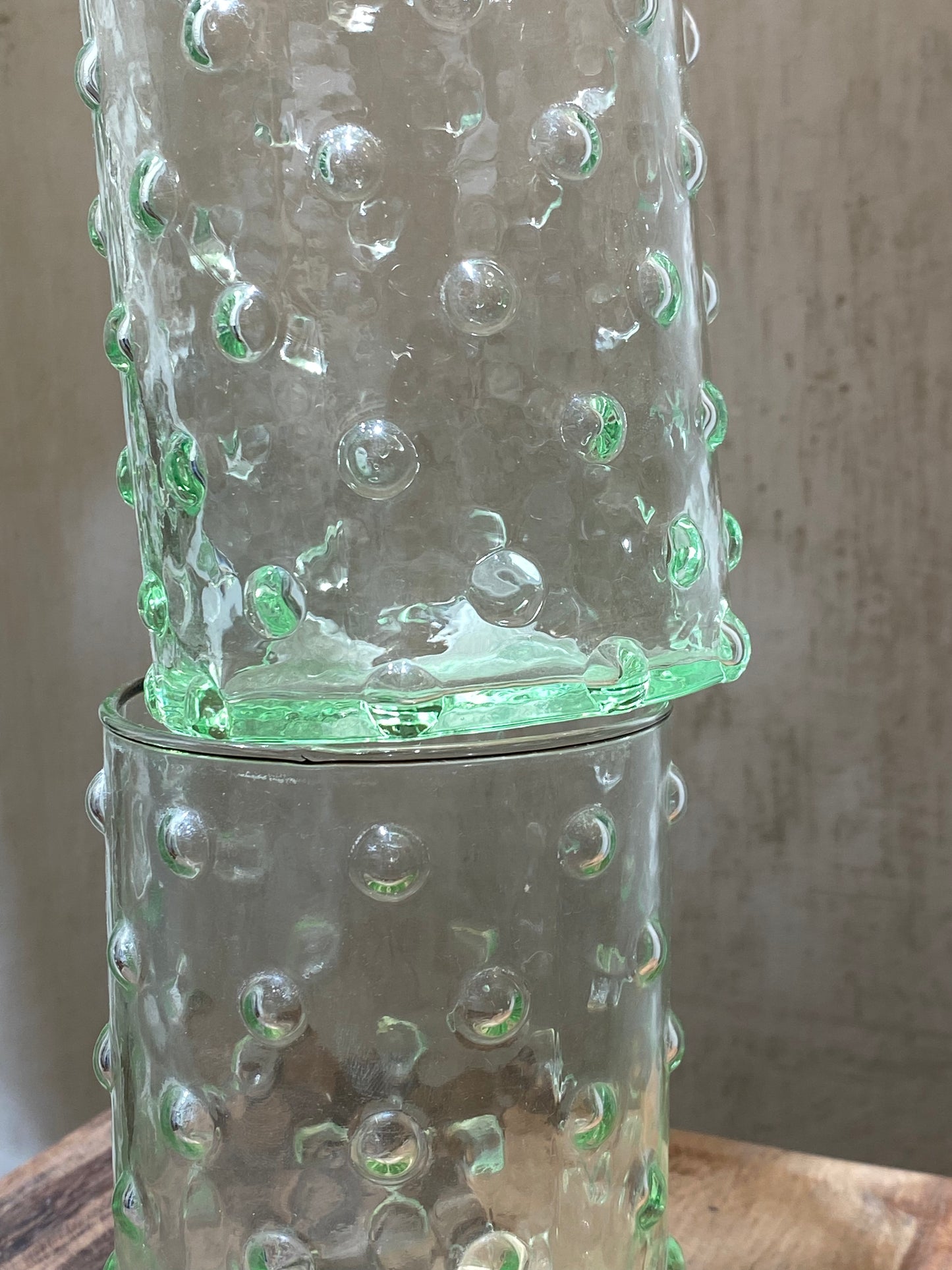 DOTTED TALL DRINKING GLASS - green