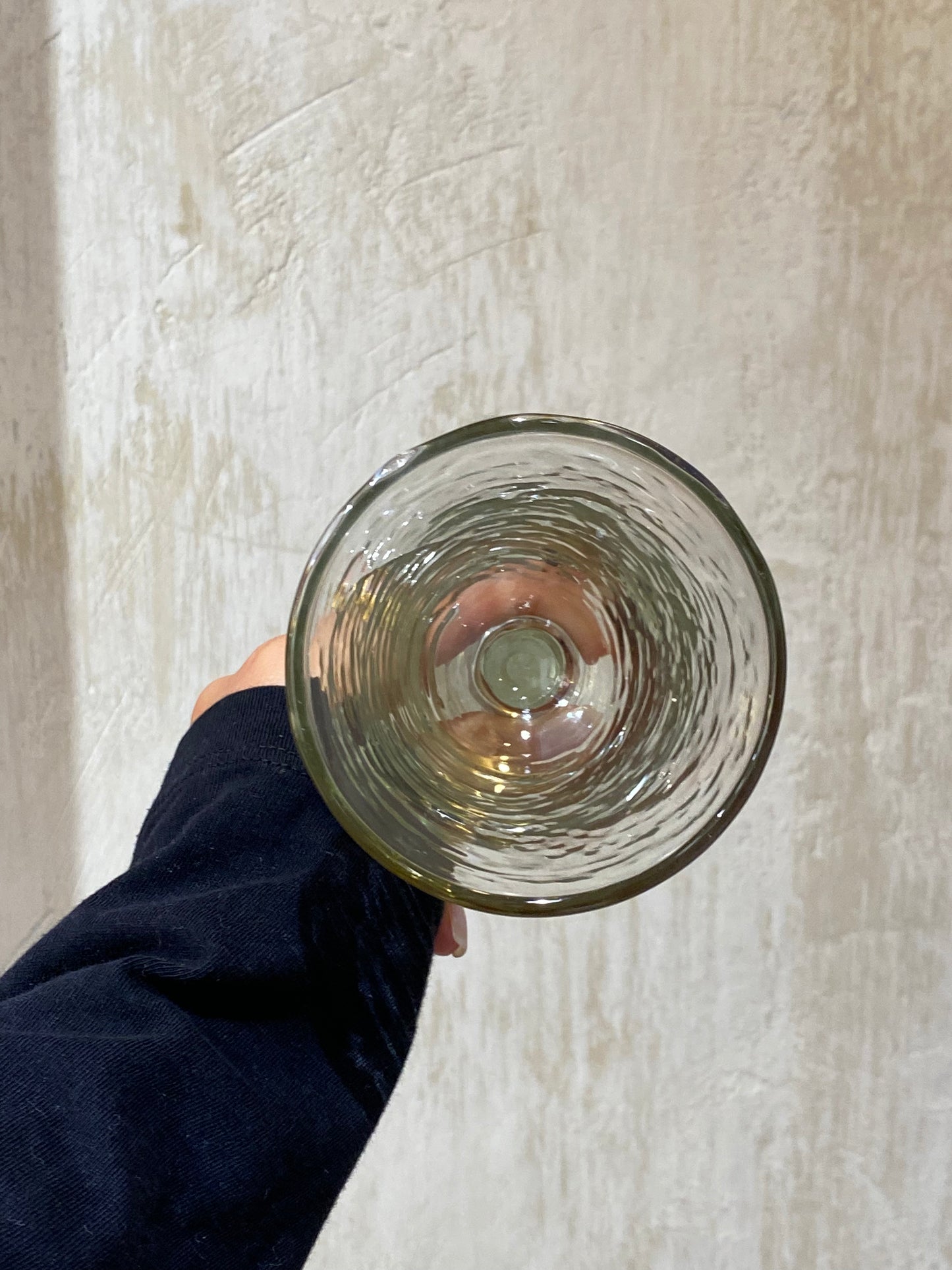 HAMMERED WINE GLASS