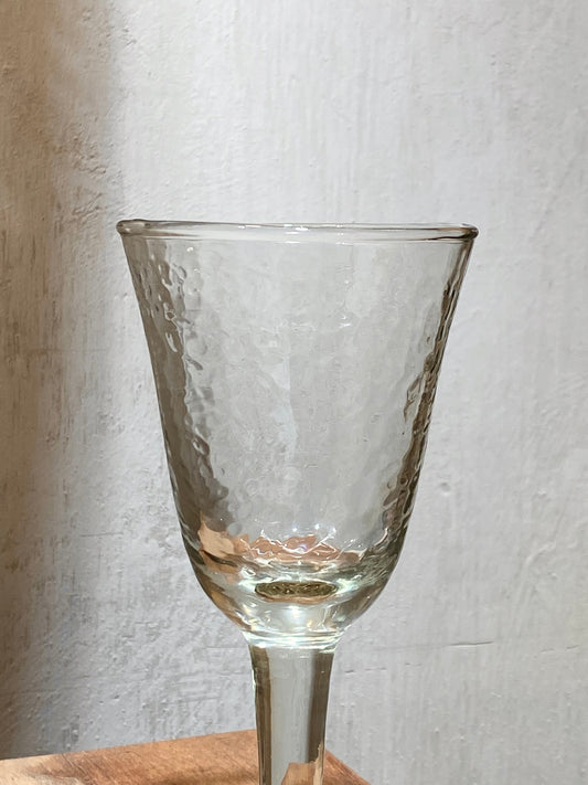 HAMMERED WINE GLASS