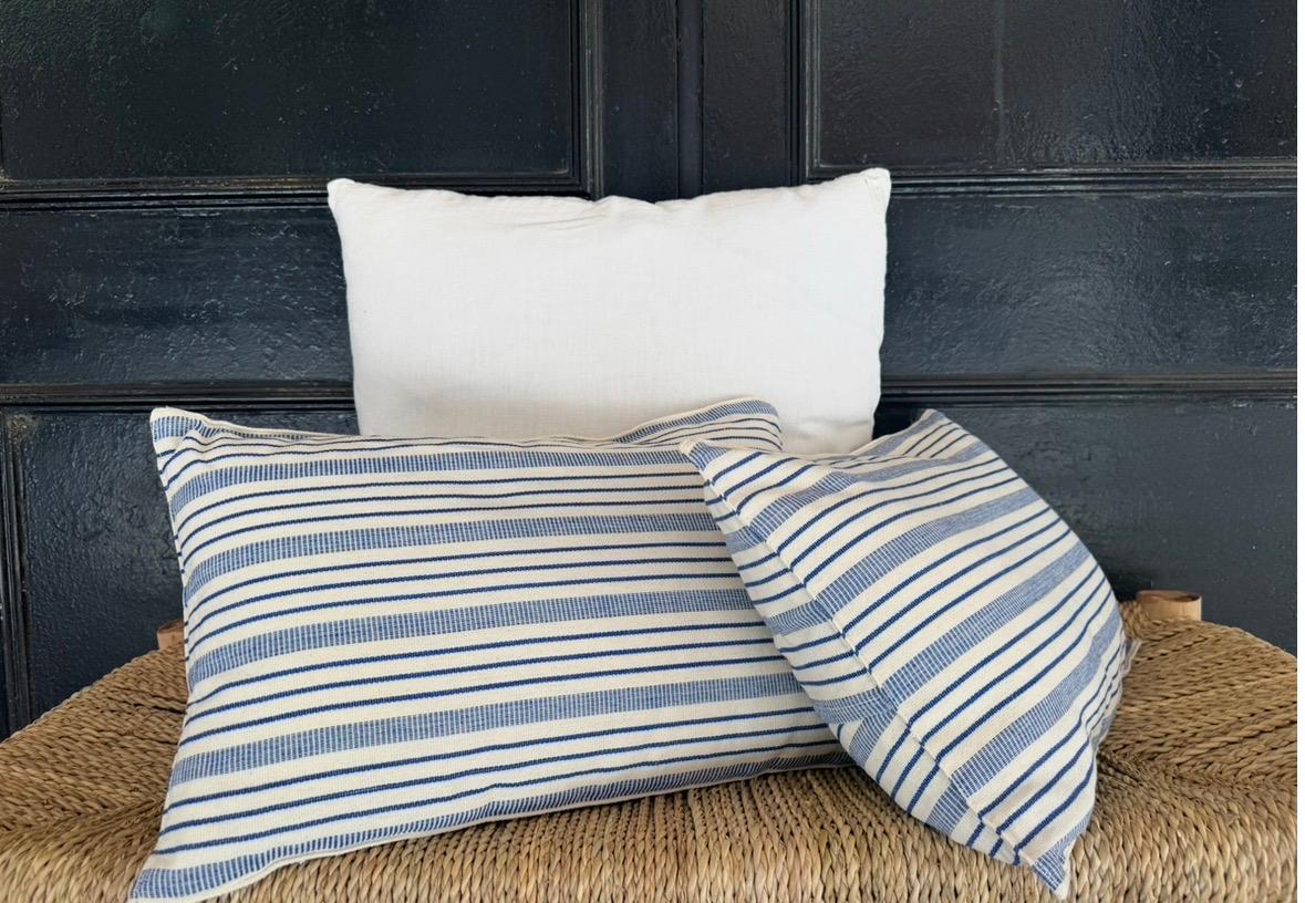 MINI CUSHION 6