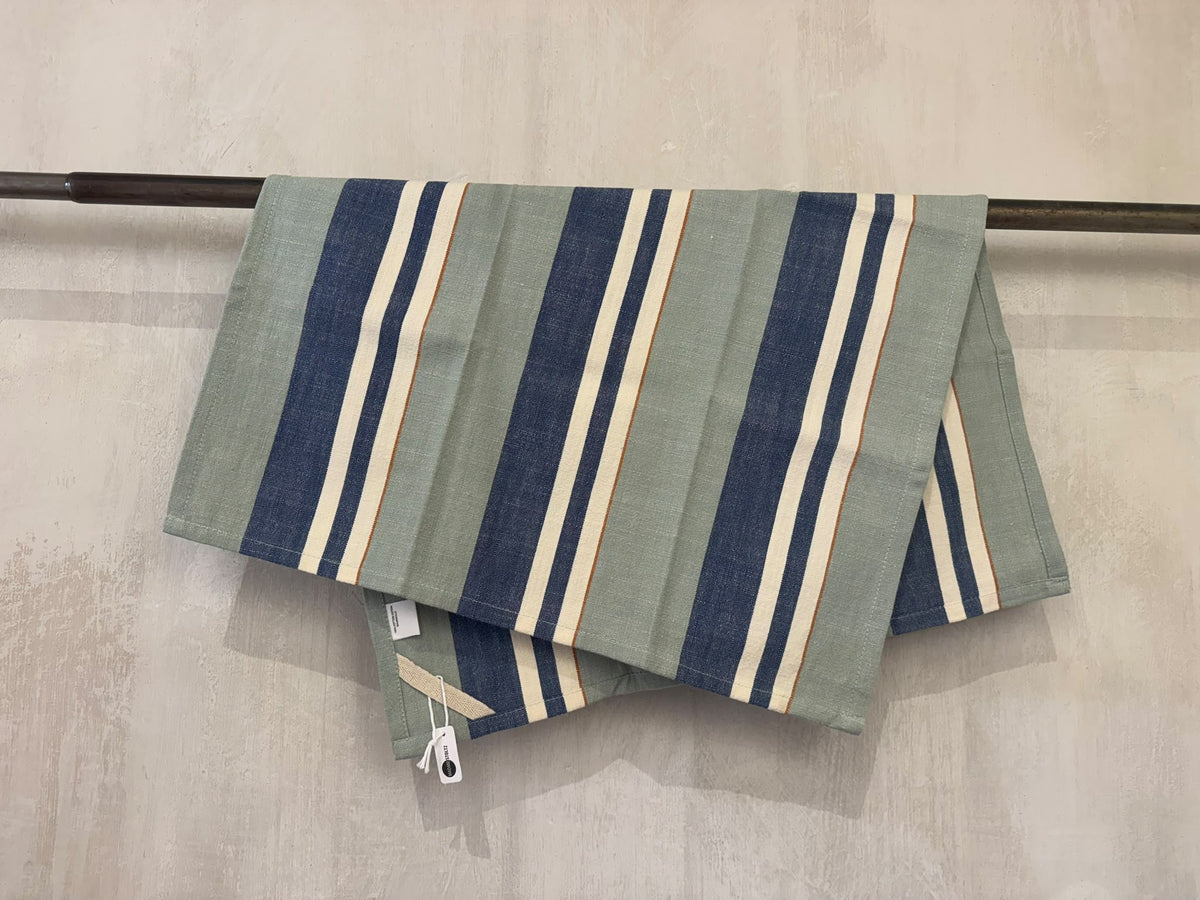 KITCHEN TOWEL