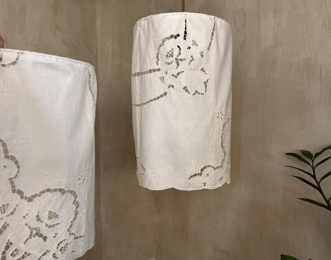 EMBROIDERED LINEN LAMPSHADES