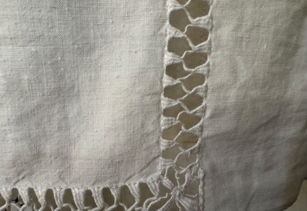 HEIRLOOM LAMPSHADE