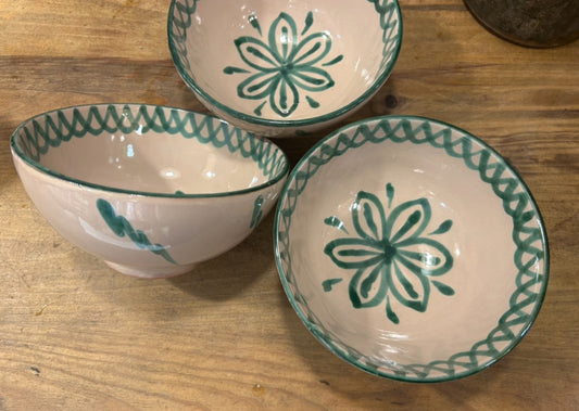 CUENCO DE FLORES PINTADO A MANO