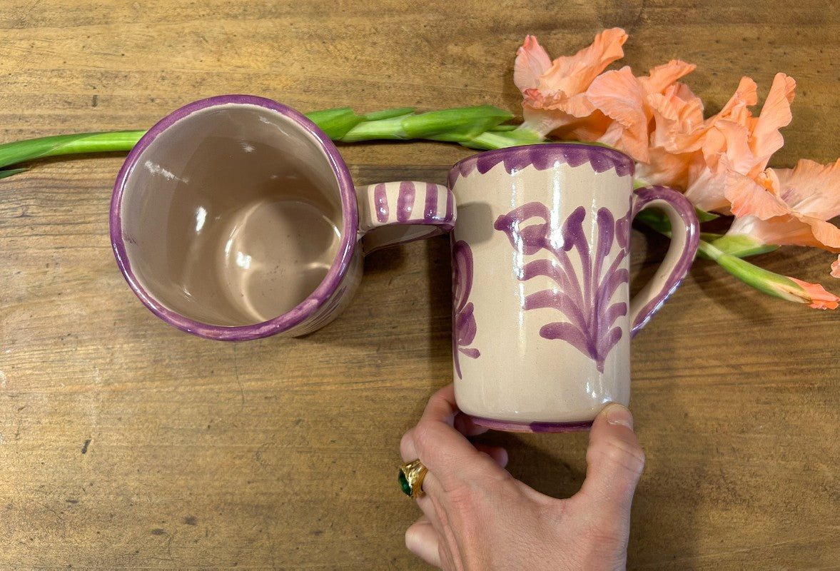 TAZA PINTADA A MANO - LILA