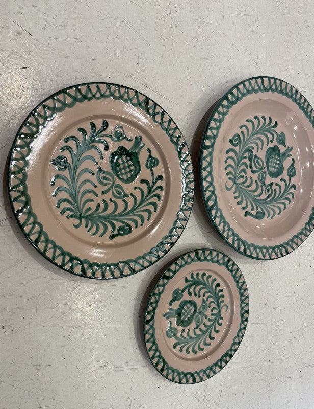 HAND PAINTED GRANADA CERAMIC PLATE