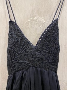 Vestido Black Satin